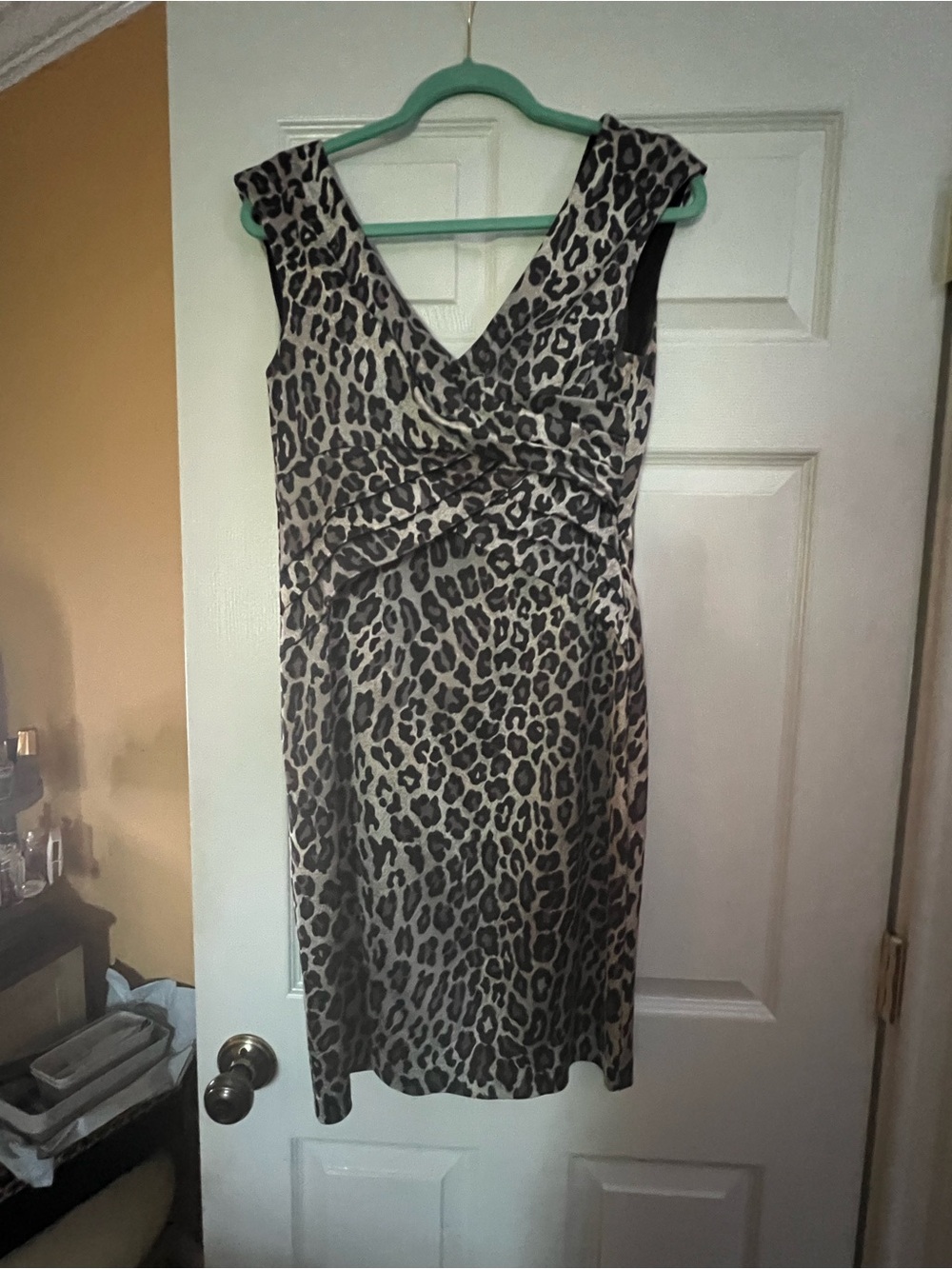 Cache Neutral Leopard Print Sleeveless V-Neck Dress